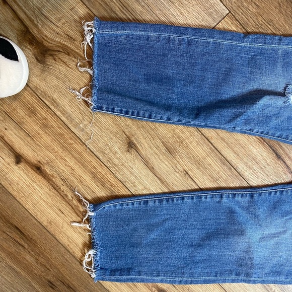 Frye distressed jeans medium blue wash - Picture 3 of 11